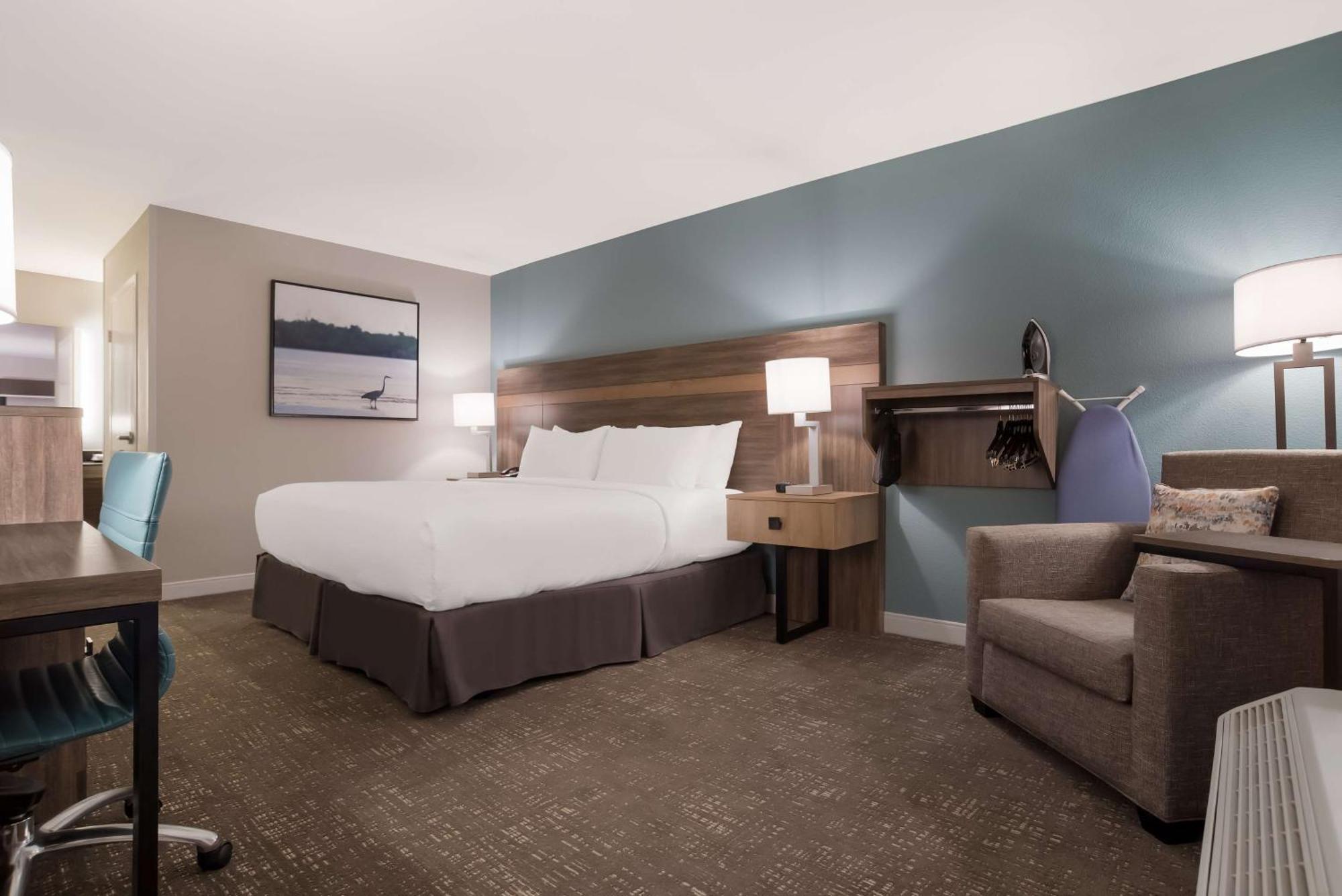 Best Western Flagship Inn Мос Пойнт Екстериор снимка