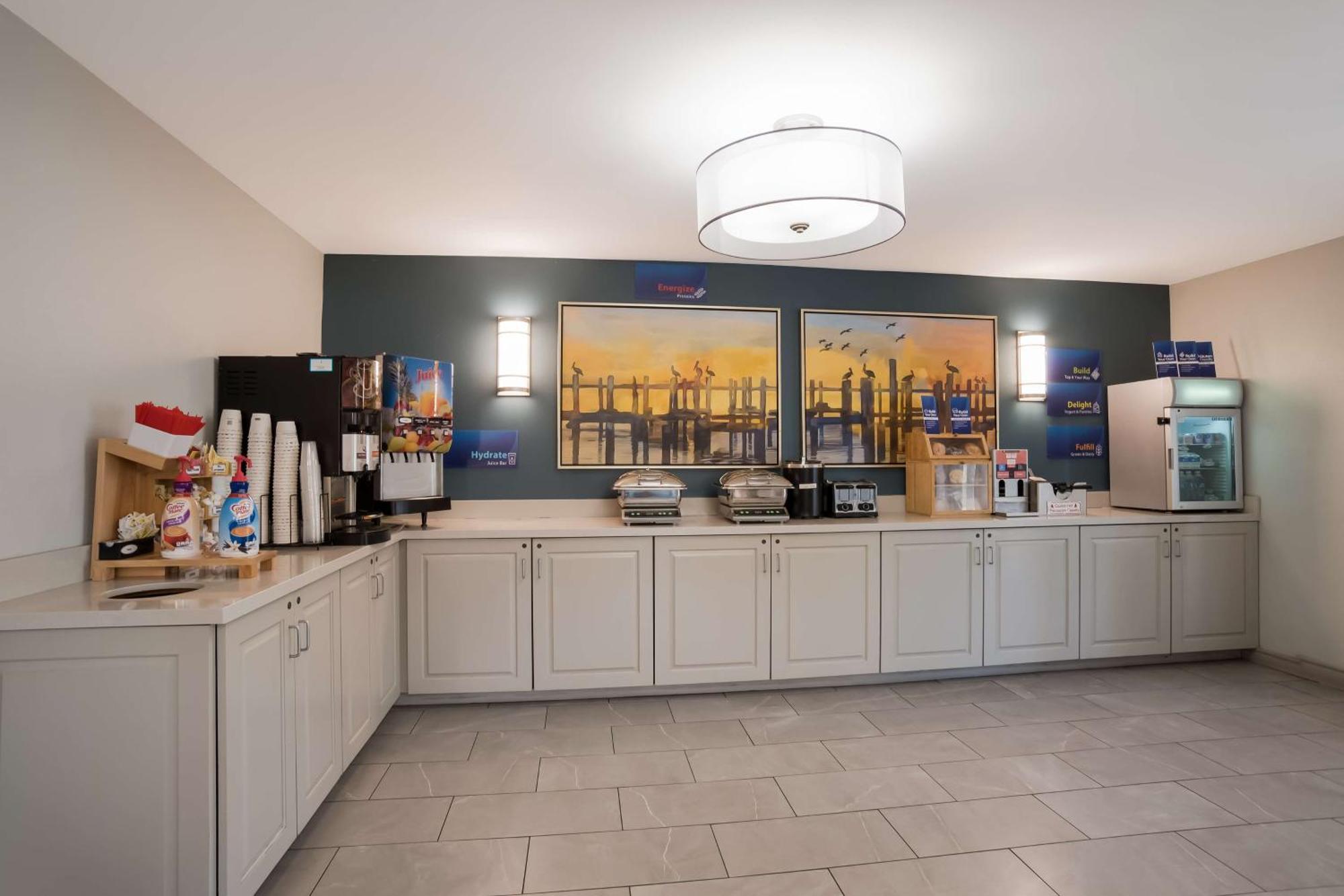 Best Western Flagship Inn Мос Пойнт Екстериор снимка