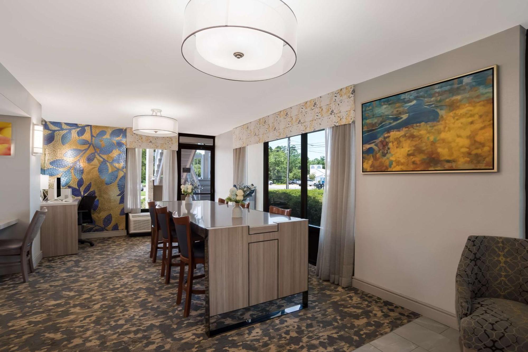 Best Western Flagship Inn Мос Пойнт Екстериор снимка
