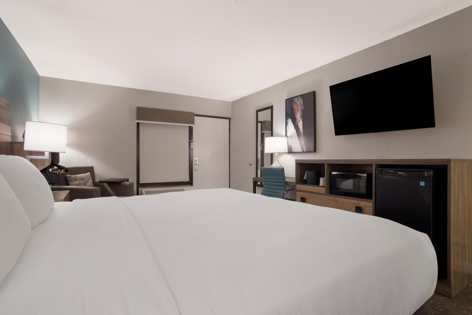 Best Western Flagship Inn Мос Пойнт Екстериор снимка