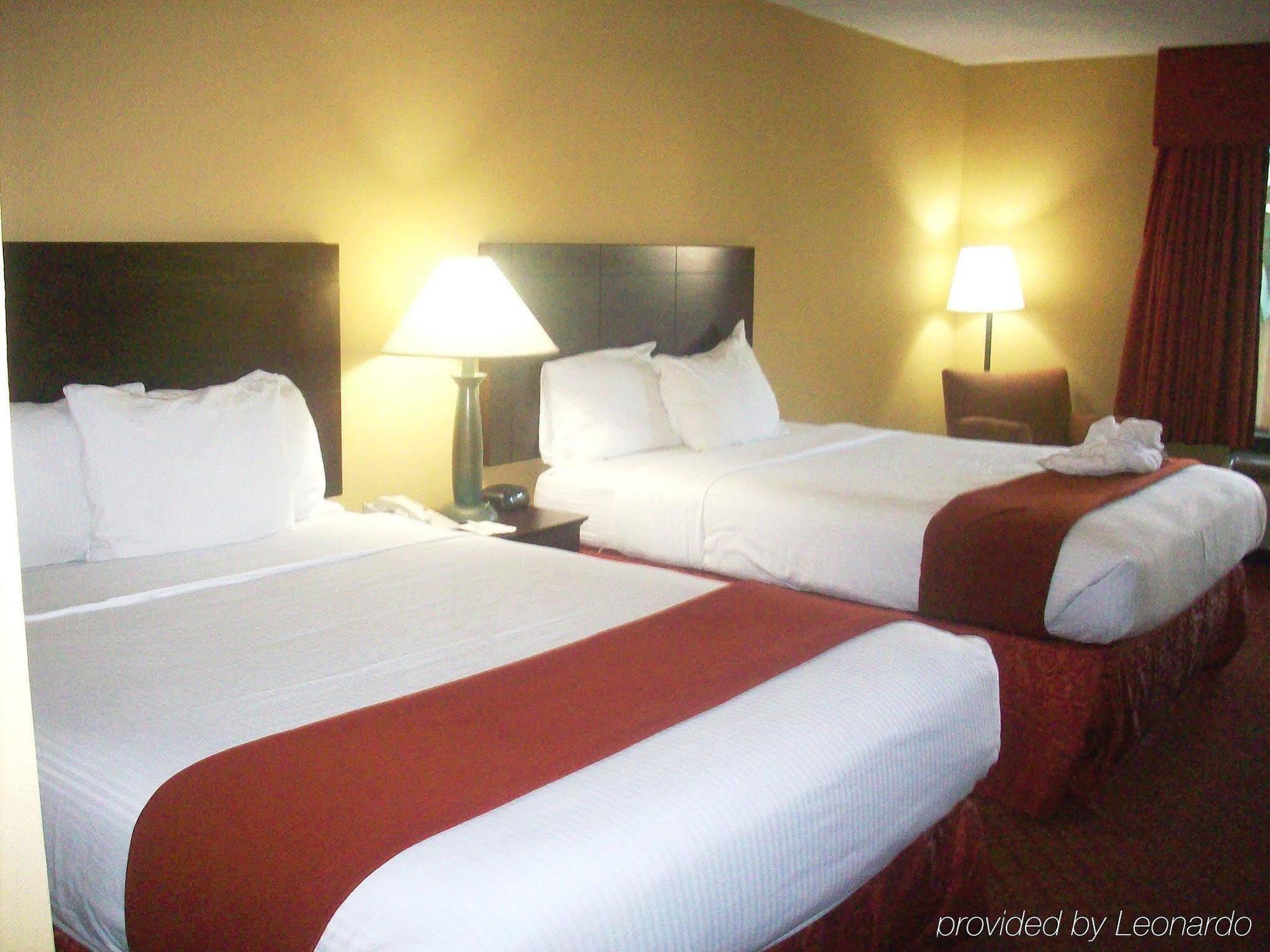 Best Western Flagship Inn Мос Пойнт Екстериор снимка