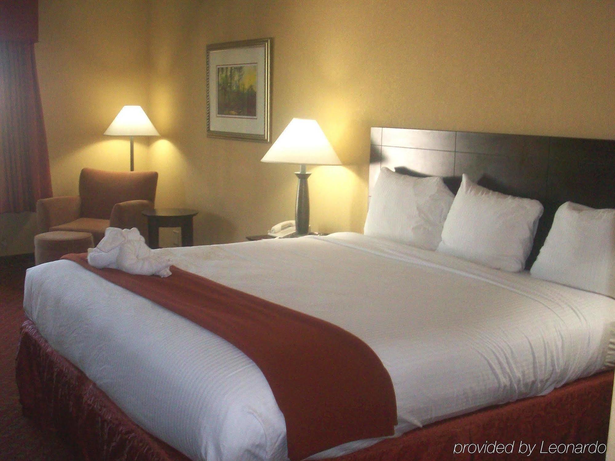 Best Western Flagship Inn Мос Пойнт Екстериор снимка
