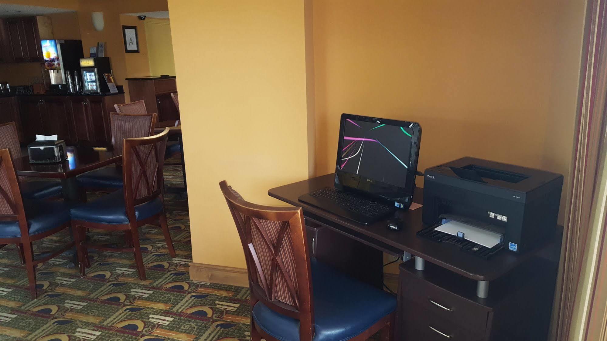 Best Western Flagship Inn Мос Пойнт Екстериор снимка