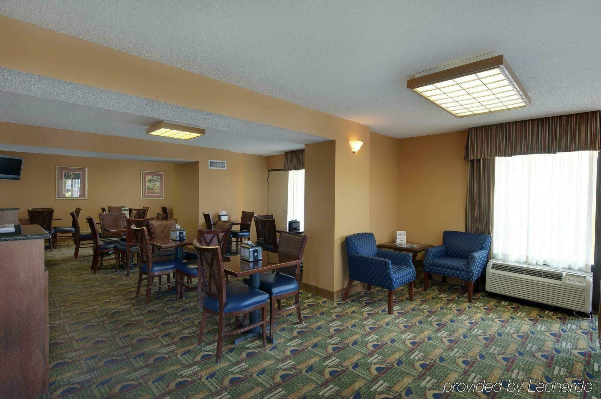 Best Western Flagship Inn Мос Пойнт Екстериор снимка